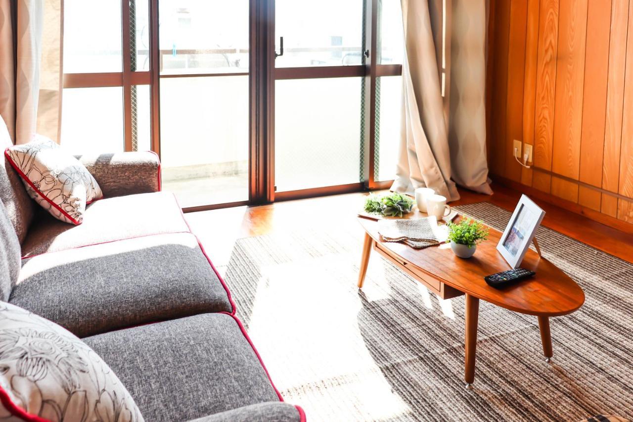 Condominium Hotel Mihama Upi Chatan Zewnętrze zdjęcie