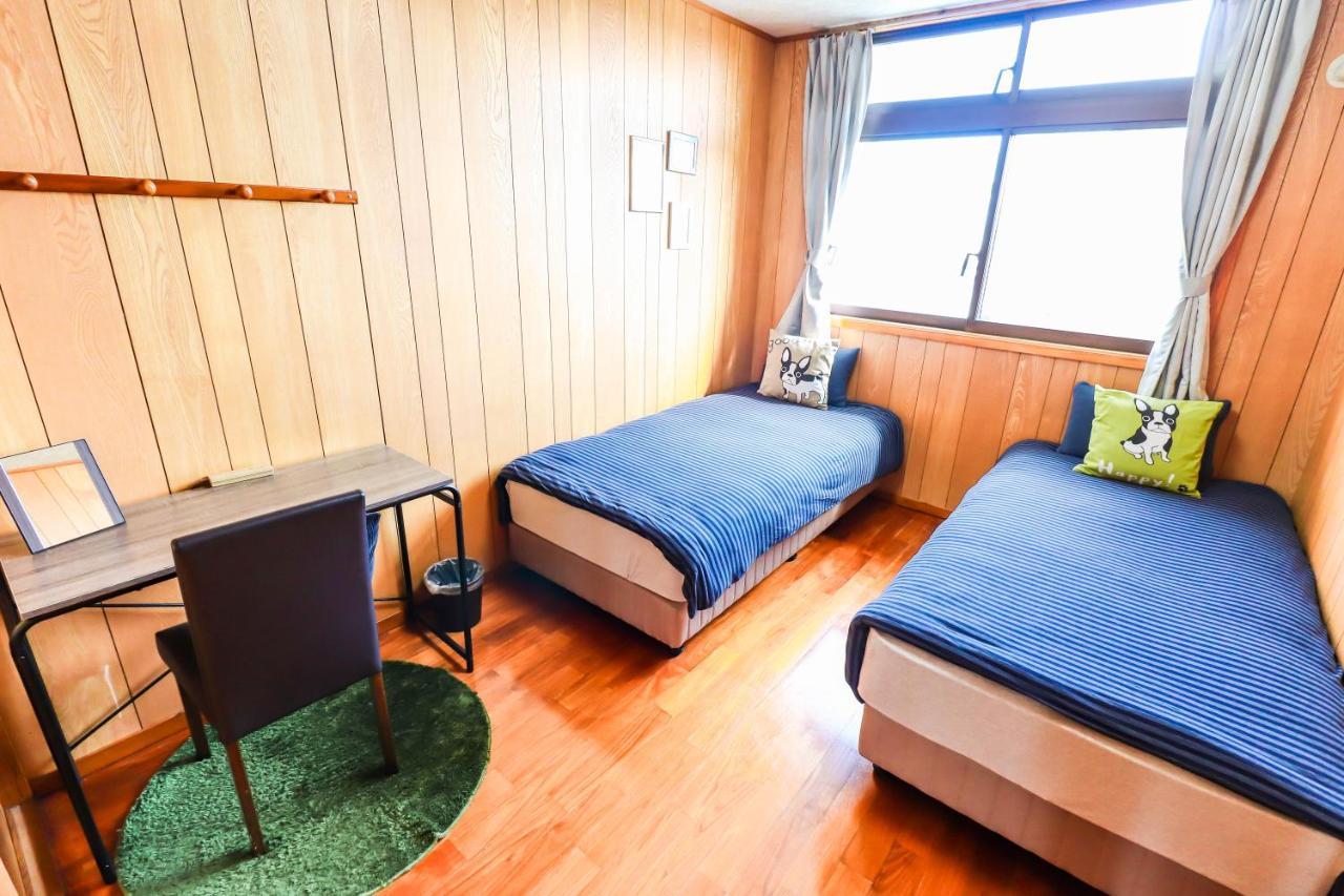 Condominium Hotel Mihama Upi Chatan Zewnętrze zdjęcie